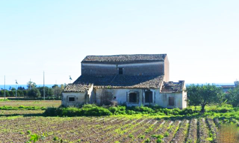 RIF. 581 – CASEGGIATO NOBILIARE DI CAMPAGNA RIF. 581 – CASEGGIATO NOBILIARE DI CAMPAGNA