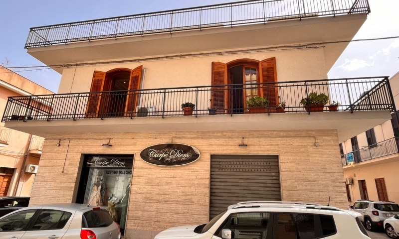 RIF. 627 – APPARTAMENTO VIA RAPISARDI RIF. 627 – APPARTAMENTO VIA RAPISARDI