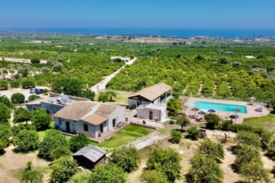 RIF. 649 – CASALE VISTA MARE