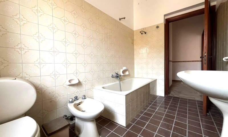 RIF. 655 – APPARTAMENTO MILANO 110 RIF. 655 – APPARTAMENTO MILANO 110