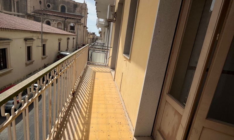 RIF. 655 – APPARTAMENTO MILANO 110 RIF. 655 – APPARTAMENTO MILANO 110