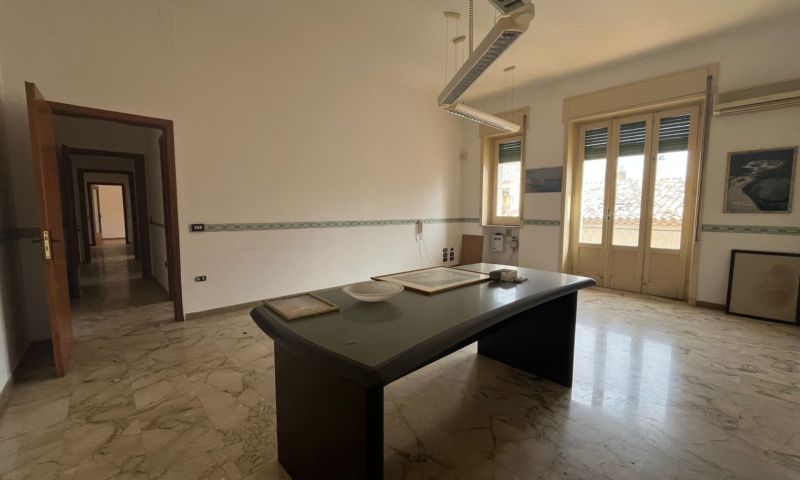 RIF. 655 – APPARTAMENTO MILANO 110 RIF. 655 – APPARTAMENTO MILANO 110