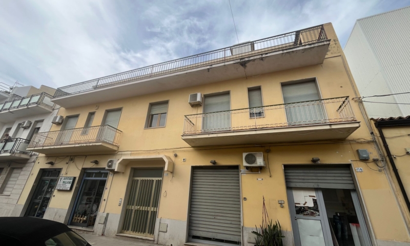 RIF. 655 – APPARTAMENTO MILANO 110 RIF. 655 – APPARTAMENTO MILANO 110