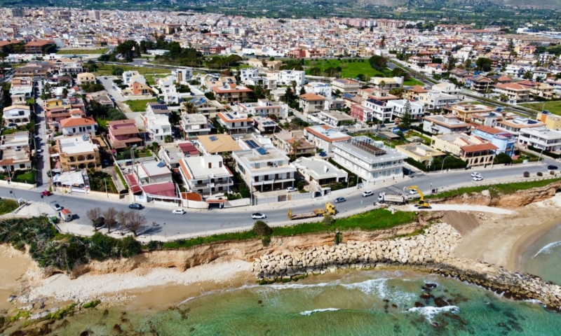 RIF. 689 – IMMOBILE PLURI ABITATIVO FRONTE MARE RIF. 689 – IMMOBILE PLURI ABITATIVO FRONTE MARE