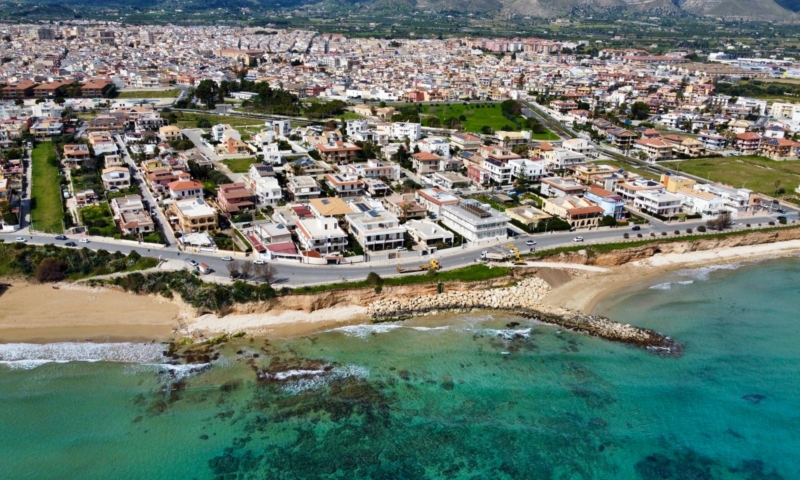 RIF. 689 – IMMOBILE PLURI ABITATIVO FRONTE MARE RIF. 689 – IMMOBILE PLURI ABITATIVO FRONTE MARE