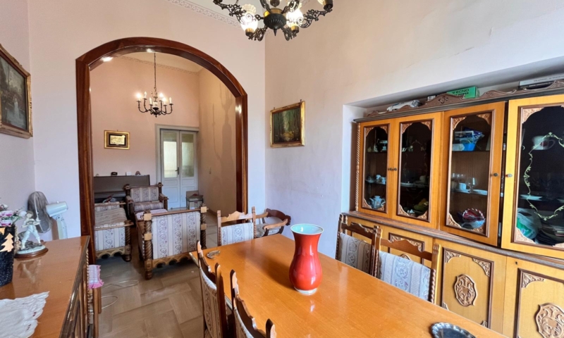 RIF 690 – APPARTAMENTO DELLA PIAZZA UMBERTO I RIF 690 – APPARTAMENTO DELLA PIAZZA UMBERTO I