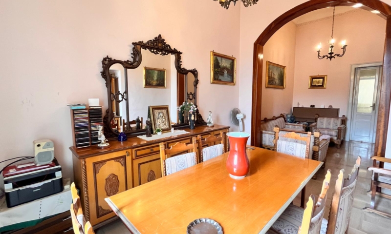 RIF 690 – APPARTAMENTO DELLA PIAZZA UMBERTO I RIF 690 – APPARTAMENTO DELLA PIAZZA UMBERTO I