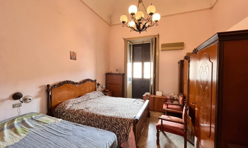 RIF 690 – APPARTAMENTO DELLA PIAZZA UMBERTO I RIF 690 – APPARTAMENTO DELLA PIAZZA UMBERTO I