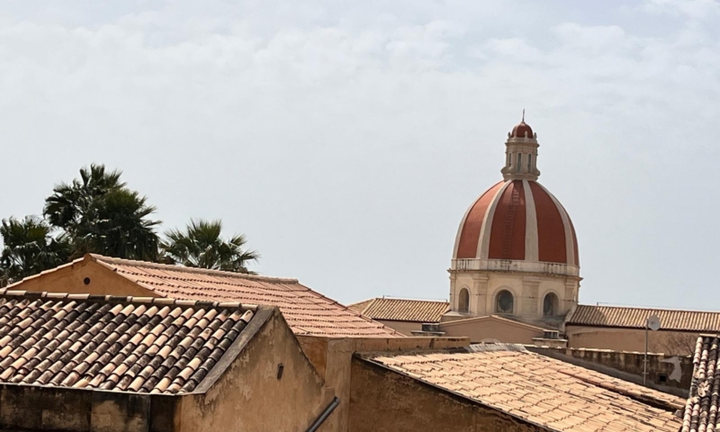 RIF 690 – APPARTAMENTO DELLA PIAZZA UMBERTO I RIF 690 – APPARTAMENTO DELLA PIAZZA UMBERTO I