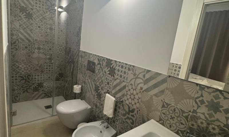 RIF. 695 – PALAZZO ROMA RIF. 695 – PALAZZO ROMA