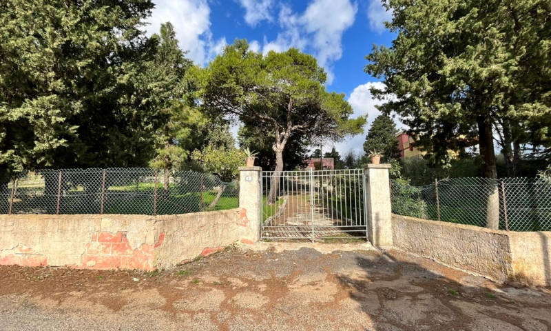 RIF. 694 – RESIDENZA LE DALIE RIF. 694 – RESIDENZA LE DALIE
