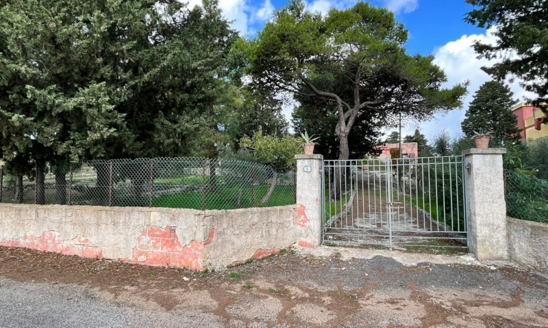 RIF. 694 – RESIDENZA LE DALIE RIF. 694 – RESIDENZA LE DALIE