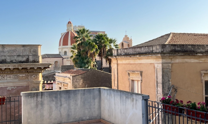 RIF. 695 – PALAZZO ROMA RIF. 695 – PALAZZO ROMA