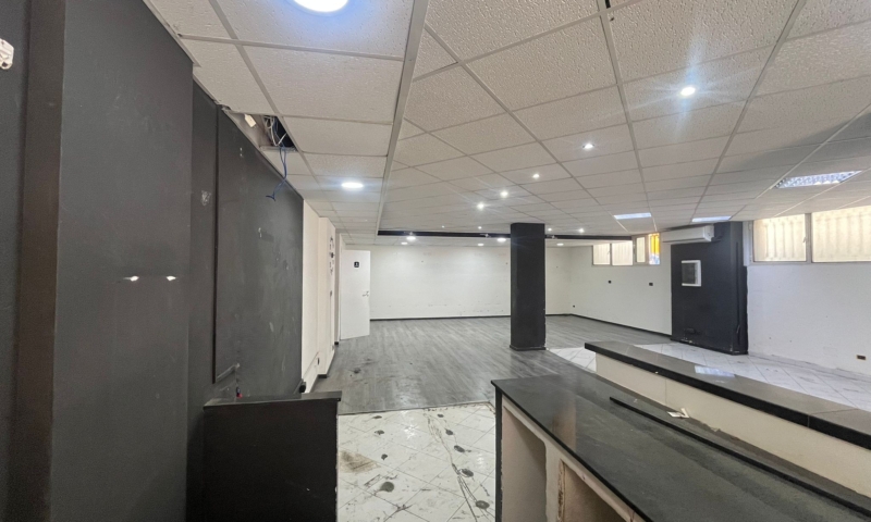 RIF. 697 – LOCALE COMMERCIALE RIF. 697 – LOCALE COMMERCIALE