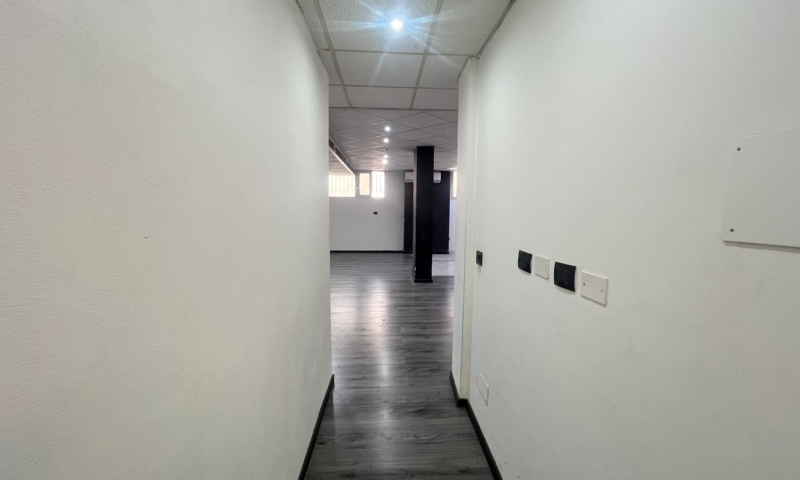 RIF. 697 – LOCALE COMMERCIALE RIF. 697 – LOCALE COMMERCIALE