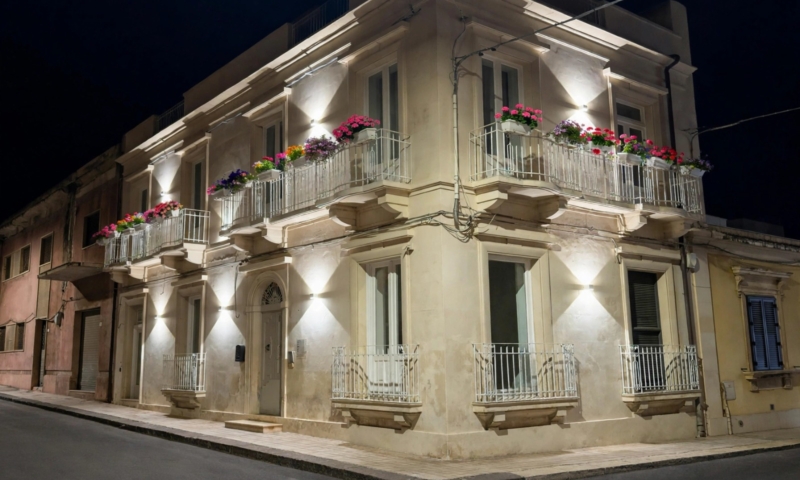 RIF. 695 – PALAZZO ROMA RIF. 695 – PALAZZO ROMA