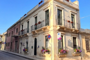 RIF. 699 – APPARTAMENTO ROMA RIF. 699 – APPARTAMENTO ROMA