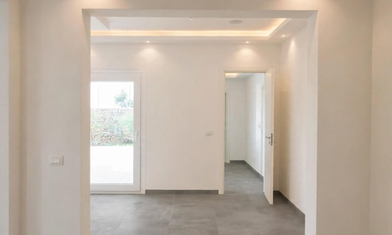 RIF. 702 – VILLA FRONTE MARE CON ACCESSO DIRETTO AL MARE RIF. 702 – VILLA FRONTE MARE CON ACCESSO DIRETTO AL MARE