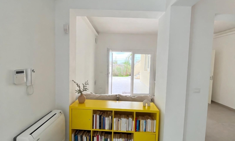 RIF. 702 – VILLA FRONTE MARE CON ACCESSO DIRETTO AL MARE RIF. 702 – VILLA FRONTE MARE CON ACCESSO DIRETTO AL MARE