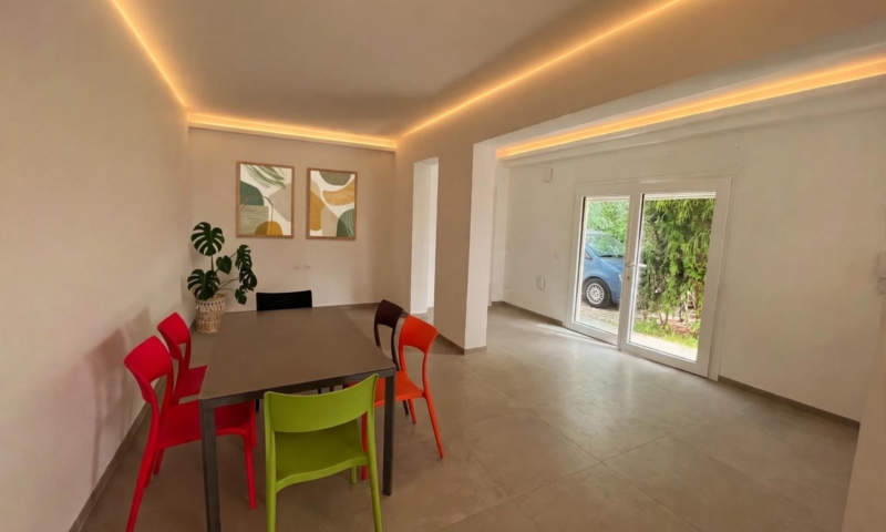RIF. 702 – VILLA FRONTE MARE CON ACCESSO DIRETTO AL MARE RIF. 702 – VILLA FRONTE MARE CON ACCESSO DIRETTO AL MARE